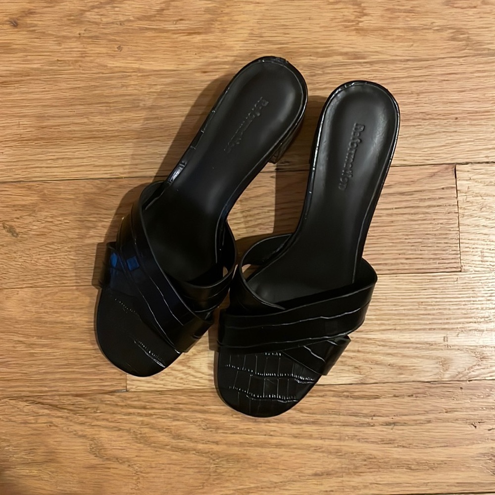 Reformation Black Croc-Effect Leather Kitten Heels